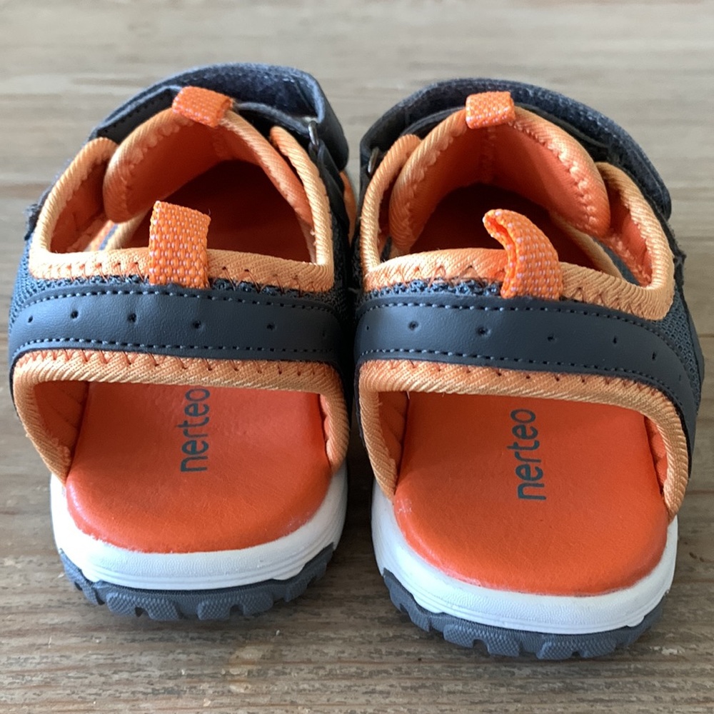 Nerteo Youth Water Sandals - Picture 4 of 6